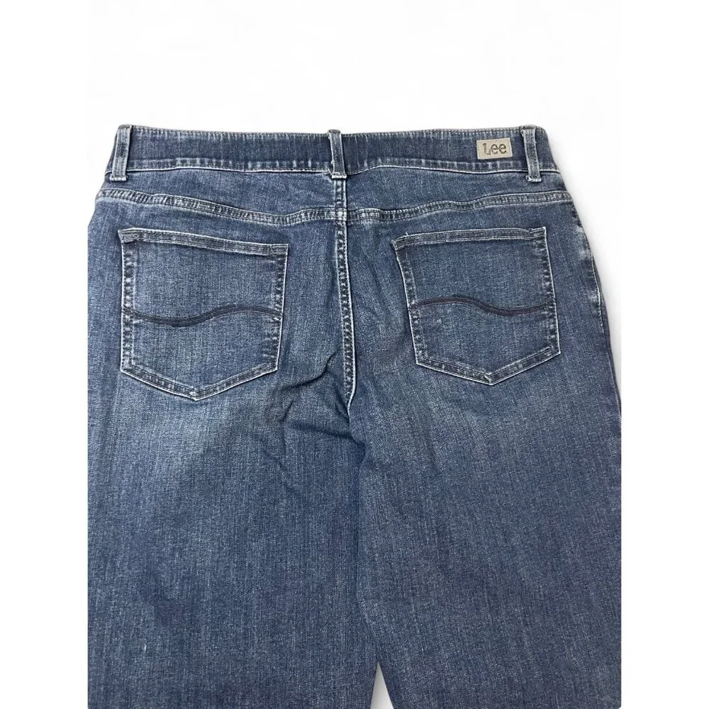 Lee Women's Size Flex Motion Regular Fit Straight Leg Jean Royal Chakra 16 - Picture 10 of 15